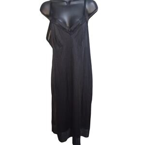 Vintage Lorraine Slip Size 40T  Black Lace Trim Midi Fairy Goth Whimsy Slinky